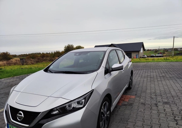 Nissan Leaf cena 69600 przebieg: 54000, rok produkcji 2018 z Kraków małe 56